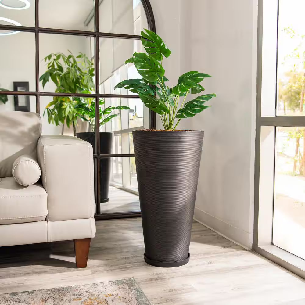 28-Inch Tall Modern round Planter, Tapered Floor Planter for Indoor & Outdoor, Patio Decor, Set of 2, Black